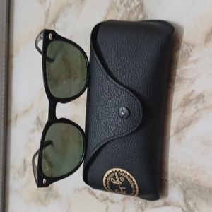 Ladies Ray Ban sunglasses